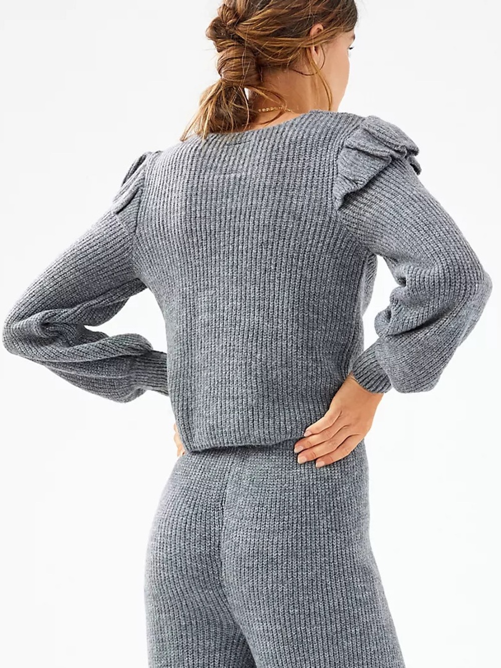 DAILY PRACTICE Grey Ruched V-Neck Puff-Sleeve Sweater w Center Tie - Picture 3 of 16